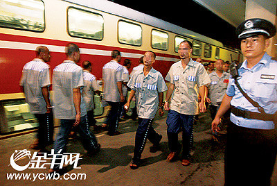 大雨冲垮坪石监狱 千名服刑人员紧急转广州