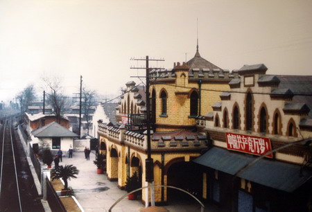 资料图片：唐山火车站