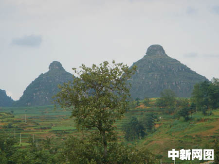贵州双乳峰被称为世界上最美丽最大乳房(图)
