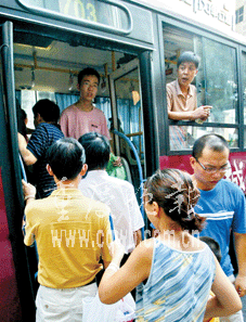 外来人口办理居住证_重庆外来人口数量