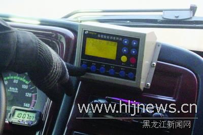 哈尔滨利用GPS监控公交车行驶状态调控流量