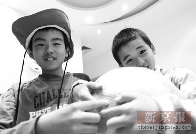 9歲北京少年虛報(bào)年齡登頂非洲最高峰(圖)