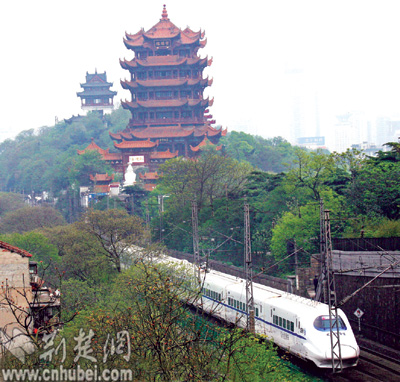 [繁荣荆楚]铁路大提速 湖北人走南闯北更便捷(