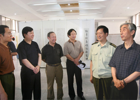 司马武当书法作品展在郑州举行