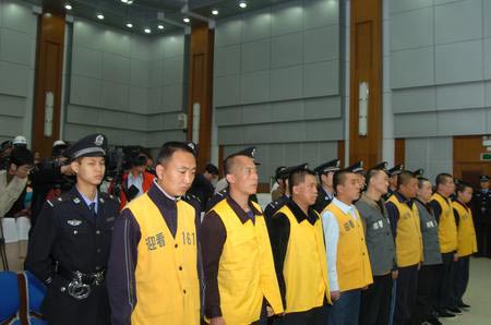 太原警察打死北京警察案明日再次开庭