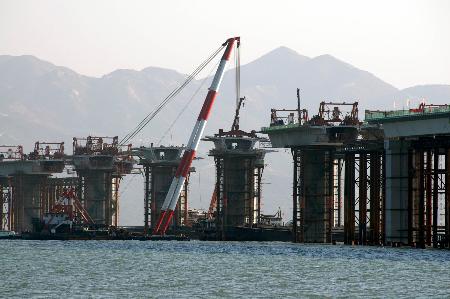 图文:深圳湾跨海大桥工程进展顺利(3)
