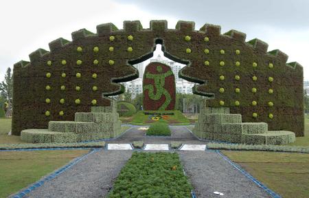 组图：2006上海国际立体花坛大赛揭幕