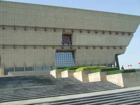 组图:山西省博物院模仿应县木塔所造穹顶