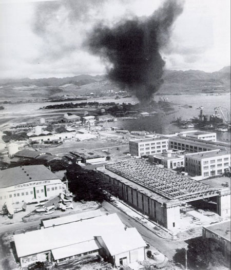 珍珠港战役后的景象