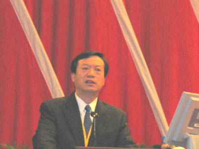 鞍山钢铁集团总经理,中国工程院院士刘玠