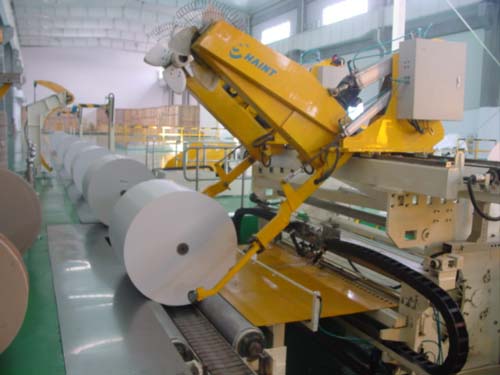 岳阳林纸集团年产20万吨低定量涂布纸生产线