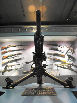 上海公安博物馆枪械将对外展出(组图)