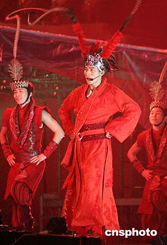 刘德华深情演绎2004北京演唱会(组图)