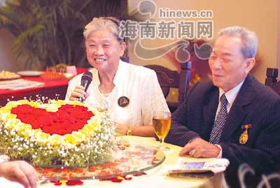 50年金婚夫妻畅谈爱情保鲜秘方:互相尊重(图