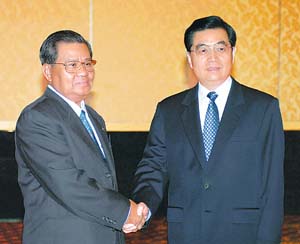 胡锦涛会见缅甸和平与发展委员会主席丹瑞