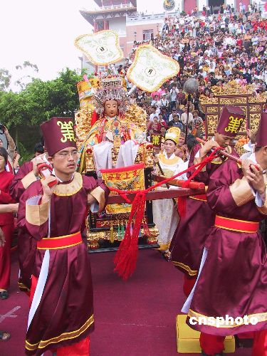 图:福建莆田湄洲岛隆重纪念妈祖诞辰1045周年