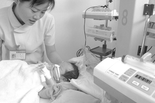 国内首例新生儿法洛四联症患儿在济南手术成功
