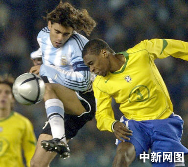 图:世界杯外围赛南美赛区阿根廷巴西激情碰撞