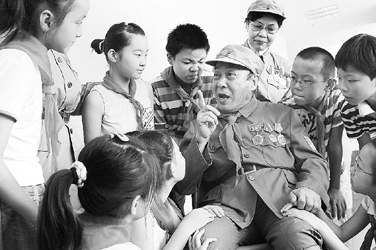 我听爷爷讲抗日故事(图)