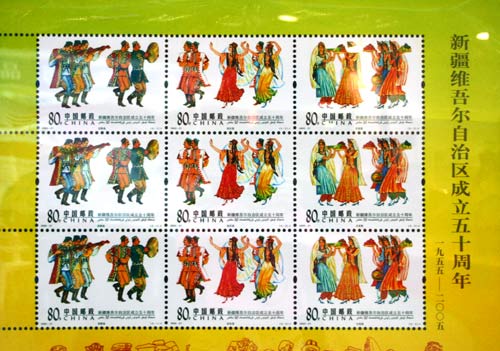 大假期间免费参观中国发行最早的邮票 大龙