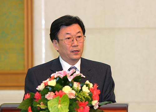 天津中医学院附属医院院长韩景献在论坛开幕式