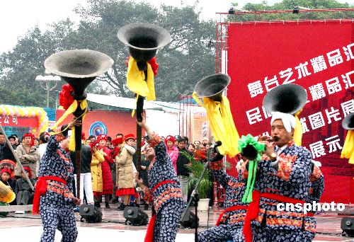 点击查看其它图片   十二月八日,重庆市綦江县永城镇刘家乐班用七种不