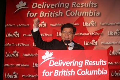 综述:加拿大大选华裔创历史 中加关系前景看好