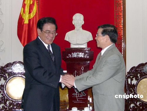 图:中国驻越南大使齐建国即将任满回国