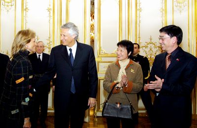 中国女外交官42年来首次做客法国总理府组图