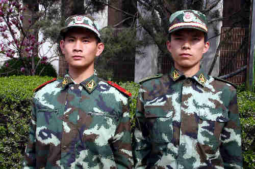 中国武警部队五一换新装并配发迷彩服(组图