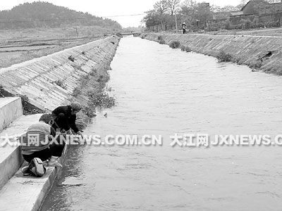 余江县人口多少_余江县万丽萍