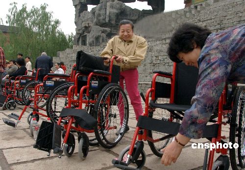中国残疾人状况改善 七百余万残疾人获社会保障