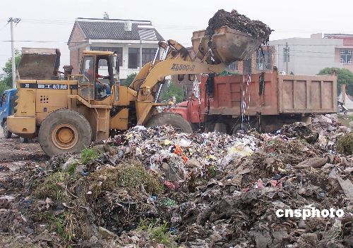 图:鞋乡新农村建设 清理垃圾7000多吨
