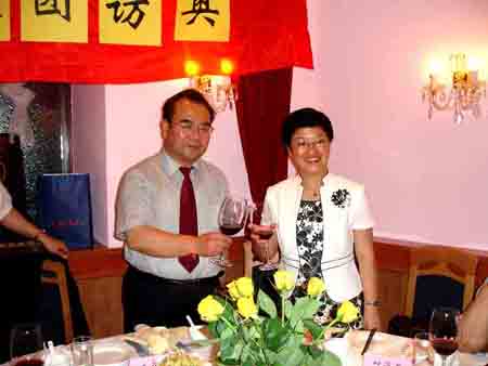 台州市经贸考察团访问奥地利 华侨华人设宴欢