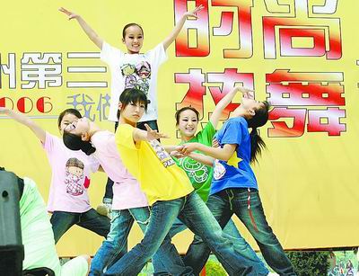 郑州要推广普及版街舞 文化部门想树文化品牌