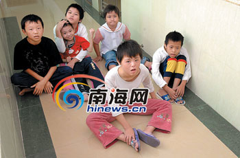 “問(wèn)題”孩子“考驗(yàn)”救助站