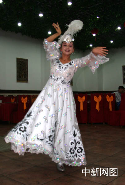 组图:魅力新疆之维吾尔族民族舞蹈
