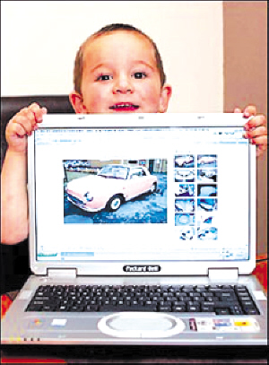 3岁男童网上买汽车