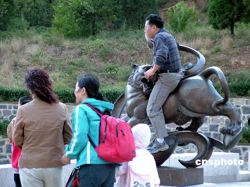 杭州景区调查:近9成游客未闻公民旅游文明公约