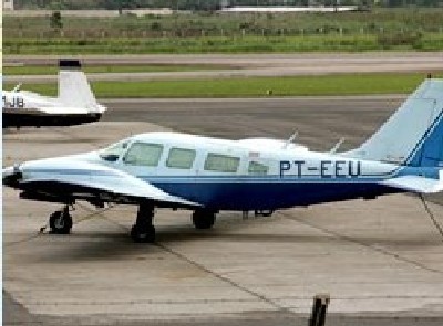 巴西—架载有6人呼小型双引擎飞机失踪