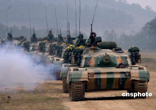 中国军队确山2006演习进入实兵实弹对抗阶段