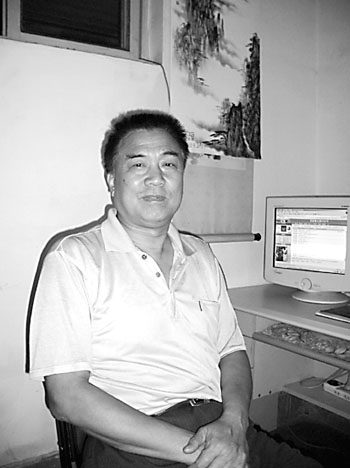 现在大家都在重走长征路,李虎山认为是在寻找一种精神