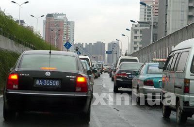 杭州交通拥堵费:在掌声和骂声中潜行