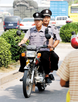 新闻中心 综合 正文     目前,广州市内治安巡逻用摩托车主要分布在