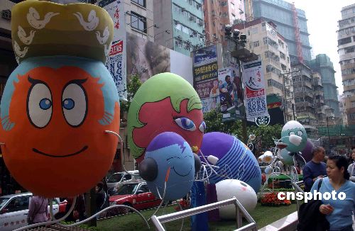 香港商场装饰彩蛋迎复活节