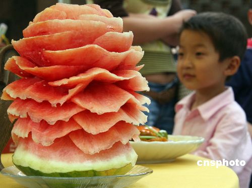 南京举办美食博览会+特色菜肴令人垂涎(图)