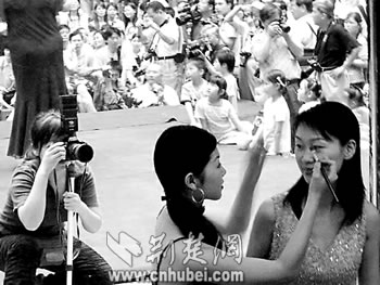 中国婚纱摄影网_中国数码婚纱摄影(2)