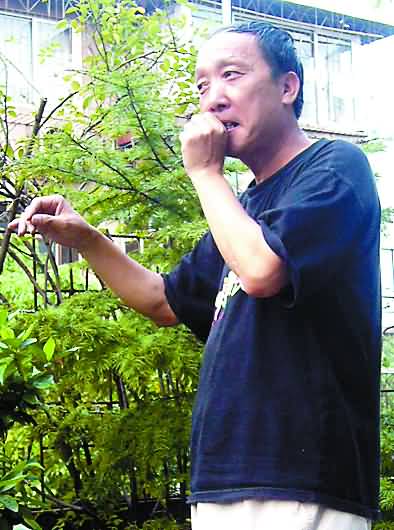 老艺人口技