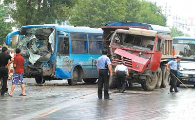 北京公交车事故频频发生(图)