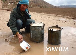 图文:甘肃省会宁县遭受严重水荒